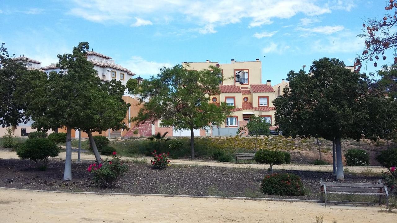 3 Bdr House Near La Zenia Private Lounge Terraces, Fire Places, Bbq, Kitchen, Parking Орихуела Екстериор снимка